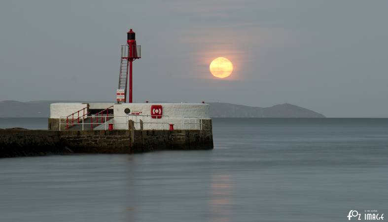 Moonrise over Banjo Pier