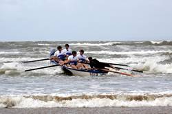 Surf rowing - Saunton Sands