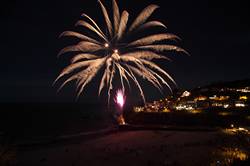 Looe - New Years Eve Fireworks - © Ian Foster / fozimage