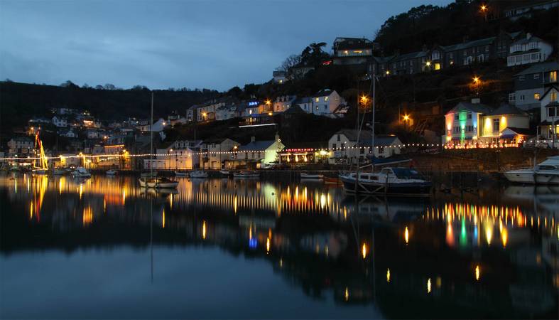 Western Morning View - Christmas reflections - Looe River - © Ian Foster / fozimage