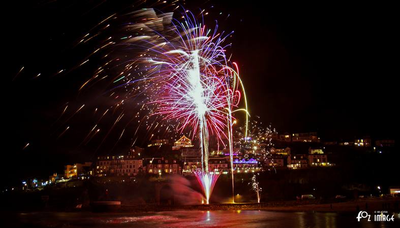 Looe NYE Fireworks © Ian Foster / fozimage 31st December 2015 - Looe NYE Fireworks © Ian Foster / fozimage