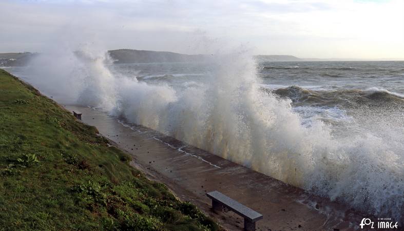 2 February 2017 - Hannafore breakers © Ian Foster / fozimage