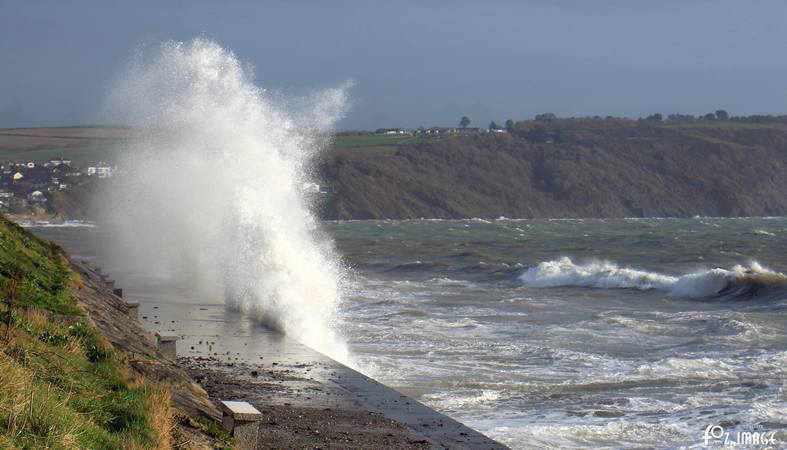 2 February 2017 - Hannafore breakers © Ian Foster / fozimage