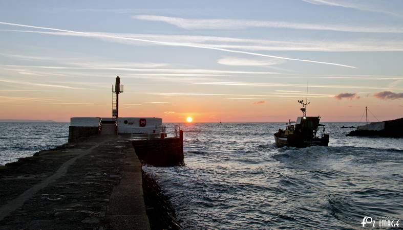 18 January 2017 - Sunrise over the Banjo Pier, East Looe beach © Ian Foster / fozimage