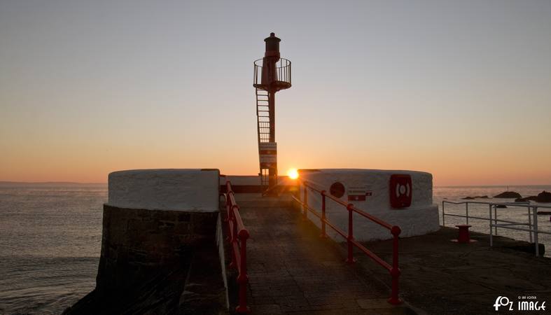 23 January 2017 - Sunrise over the Banjo Pier, East Looe beach © Ian Foster / fozimage