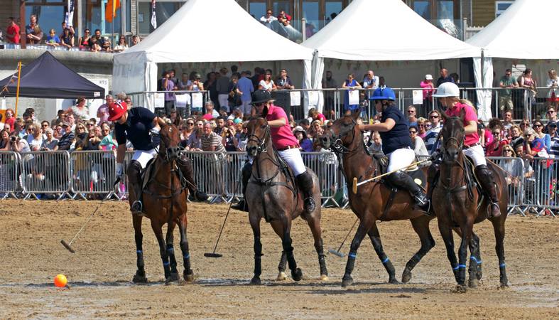Polo on the Beach - © Ian Foster / fozimage 5th July 2014 - Polo on the Beach - © Ian Foster / fozimage