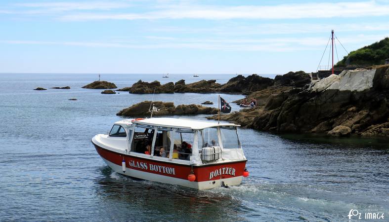 8 July 2017 - Boatzer Glass Bottom Boat © Ian Foster / fozimage