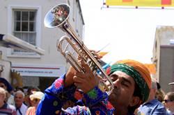 Penzance - Mazey day - Street entertainers