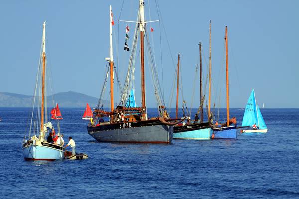 2nd June 2011 - Six more luggers arrive for the Looe Lugger Regatta.