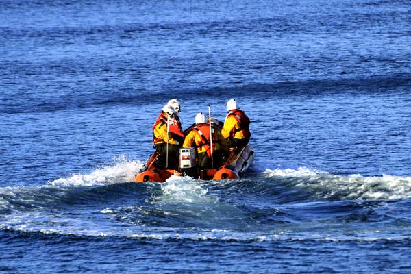 29th June 2011 - Looe RNLI training exercise in looe bay - &copy; Ian Foster / fozimage