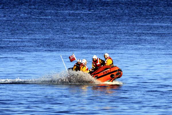 29th June 2011 - Looe RNLI training exercise in looe bay - &copy; Ian Foster / fozimage