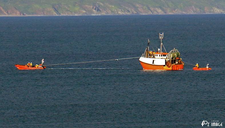 17 May 2017 - Looe RNLI towing exercise © Ian Foster / fozimage