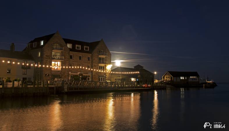 5 October 2017 Harvest moon over East Looe © Ian Foster / fozimage